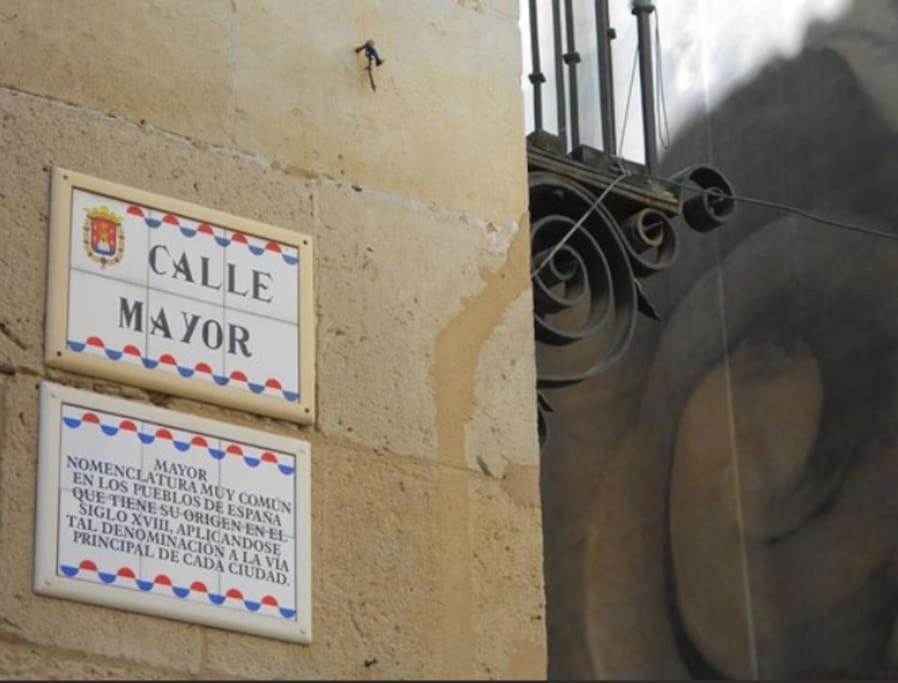 Calle Mayor Next To Beach Alicante Buitenkant foto