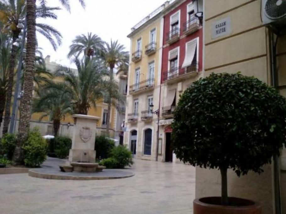 Calle Mayor Next To Beach Alicante Buitenkant foto